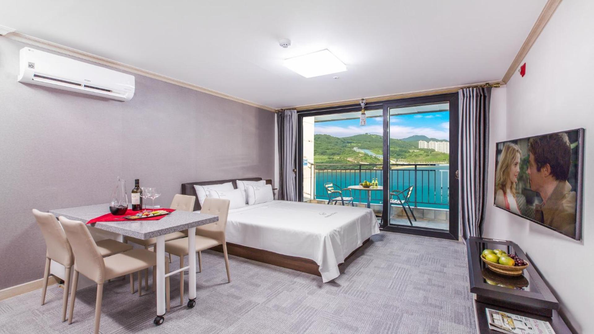 Onda D'Oro Hostel Yeosu Εξωτερικό φωτογραφία
